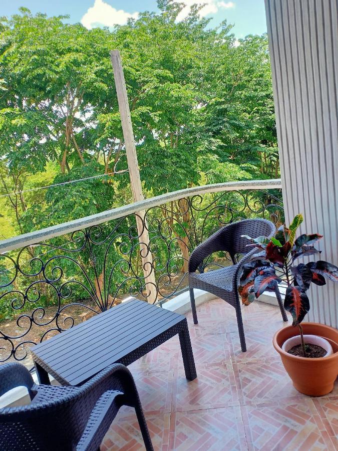 El Castillo Bed And Breakfast Angono Luaran gambar