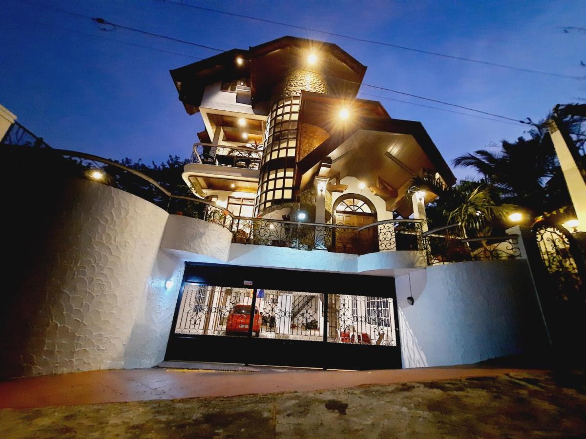 El Castillo Bed And Breakfast Angono Luaran gambar
