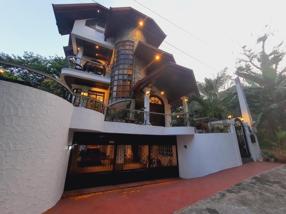 El Castillo Bed And Breakfast Angono Luaran gambar
