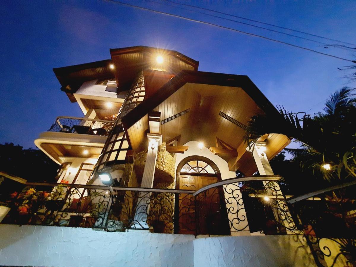 El Castillo Bed And Breakfast Angono Luaran gambar
