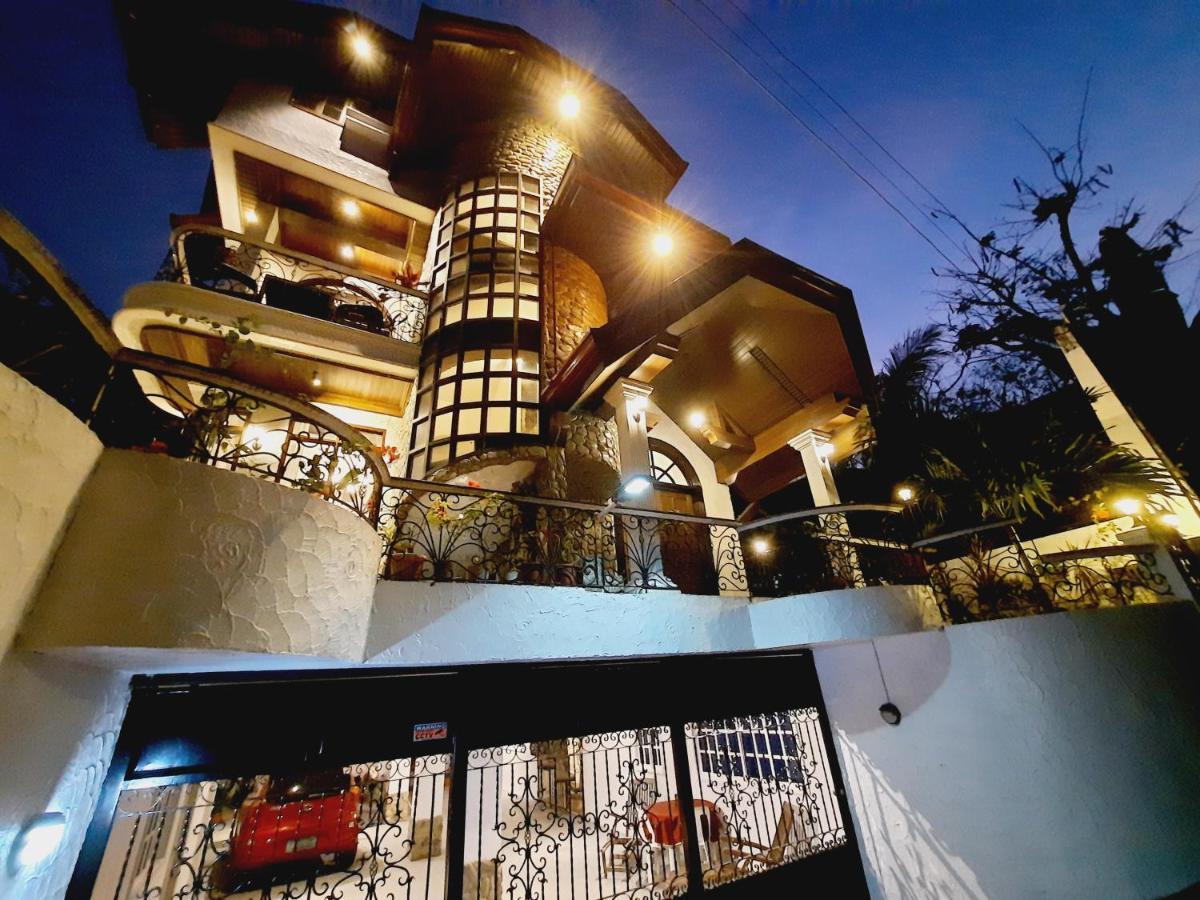 El Castillo Bed And Breakfast Angono Luaran gambar