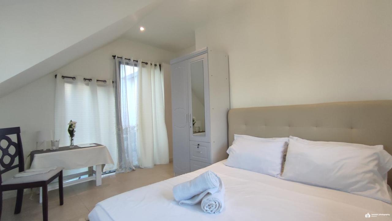 El Castillo Bed And Breakfast Angono Luaran gambar