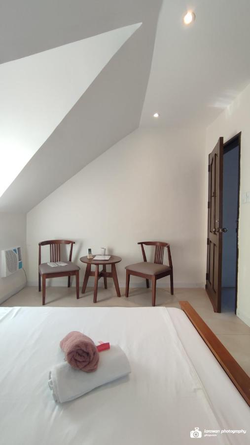 El Castillo Bed And Breakfast Angono Luaran gambar